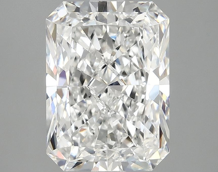 3.1 Carat Radiant Shaped Excellent Cut VS1 IGI Certified Lab Grown Diamond