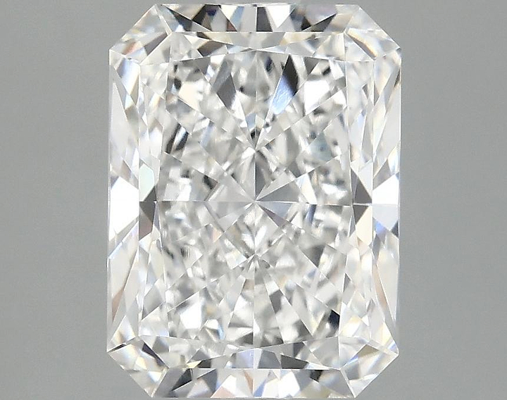 3.1 Carat Radiant Shaped Excellent Cut VS1 IGI Certified Lab Grown Diamond
