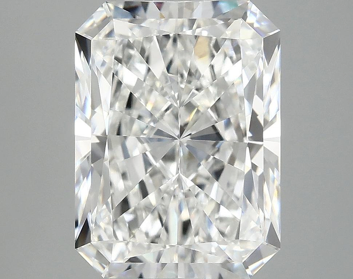 4.1 Carat Radiant Shaped Excellent Cut VVS2 IGI Certified Lab Grown Diamond