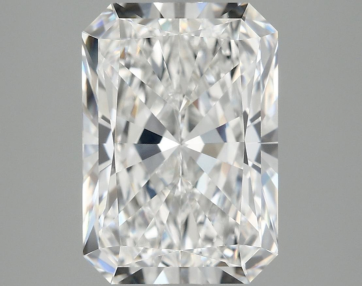 4.05 Carat Radiant Shaped Ideal Cut VVS2 IGI Certified Lab Grown Diamond
