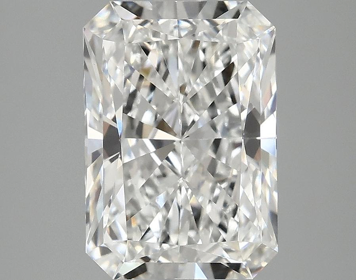 3.07 Carat Radiant Shaped Ideal Cut VVS2 IGI Certified Lab Grown Diamond