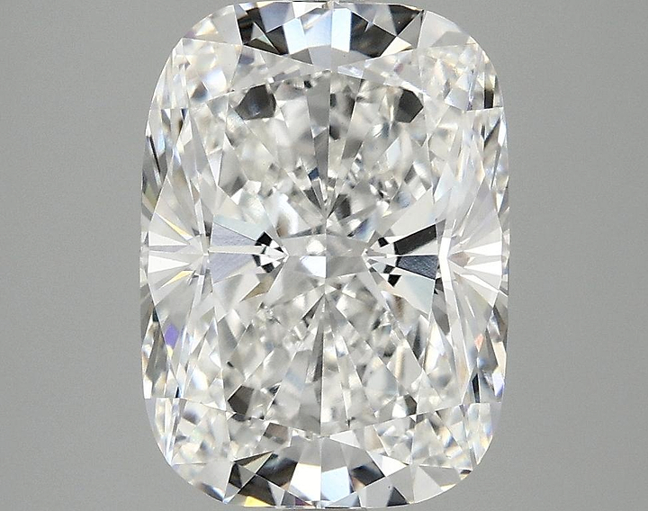 4.1 Carat Cushion Shaped Excellent Cut VS1 IGI Certified Lab Grown Diamond