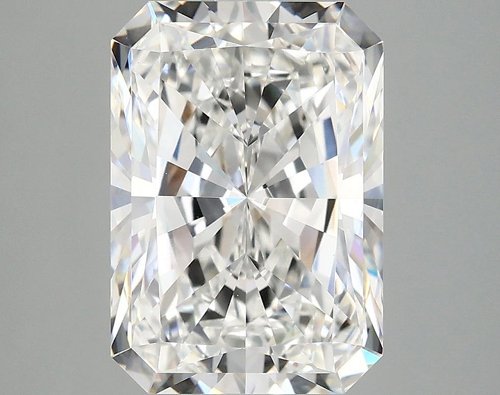 4.19 Carat Radiant Shaped Ideal Cut VVS2 IGI Certified Lab Grown Diamond
