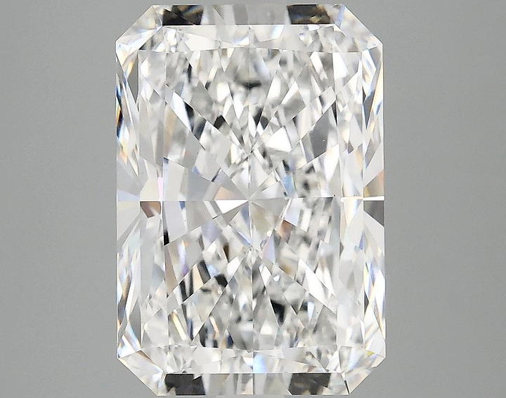 3.96 Carat Radiant Shaped Ideal Cut VS1 IGI Certified Lab Grown Diamond