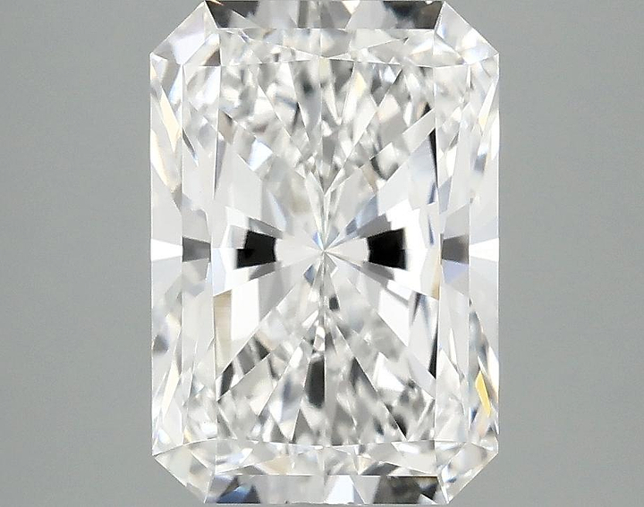 3.26 Carat Radiant Shaped Ideal Cut VVS2 IGI Certified Lab Grown Diamond
