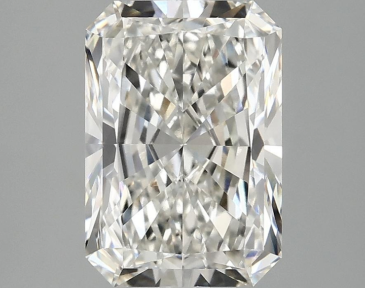 3.08 Carat Radiant Shaped Ideal Cut VVS2 IGI Certified Lab Grown Diamond
