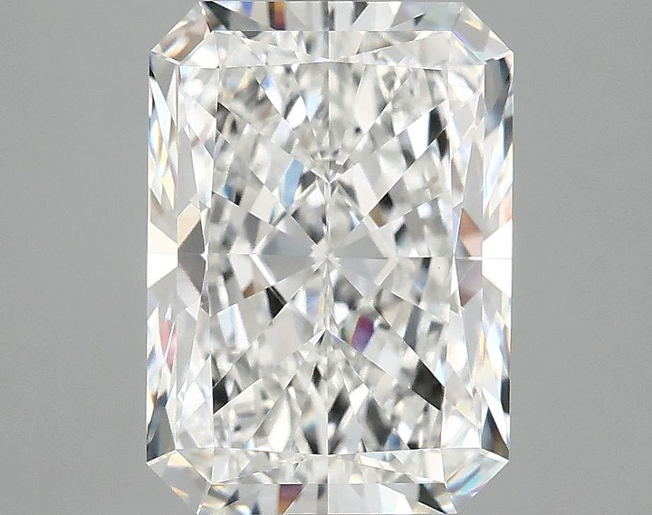 4.07 Carat Radiant Shaped Ideal Cut VVS2 IGI Certified Lab Grown Diamond