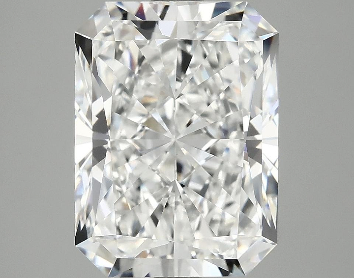 3.9 Carat Radiant Shaped Excellent Cut VVS2 IGI Certified Lab Grown Diamond