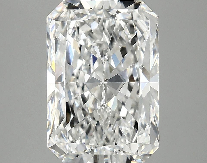 3.84 Carat Radiant Shaped Ideal Cut VVS2 IGI Certified Lab Grown Diamond