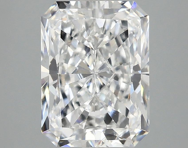 3.02 Carat Radiant Shaped Excellent Cut VS2 IGI Certified Lab Grown Diamond