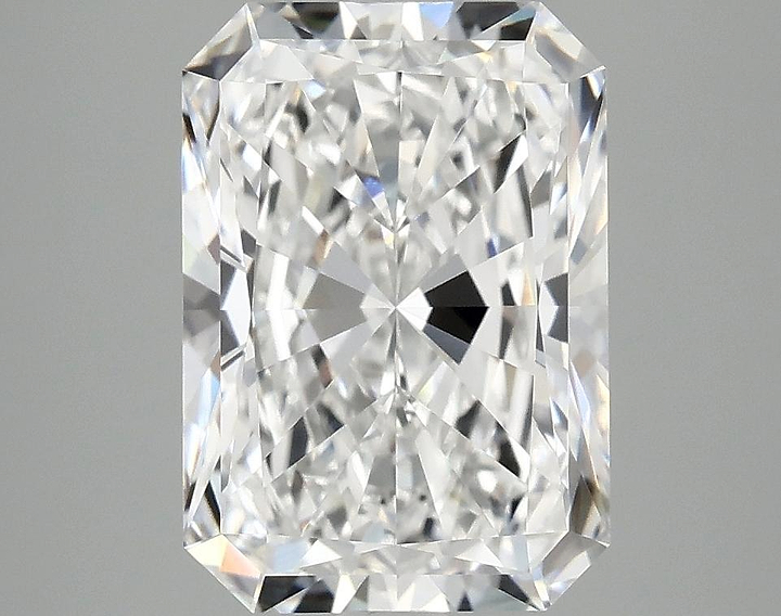 3.85 Carat Radiant Shaped Ideal Cut VVS2 IGI Certified Lab Grown Diamond
