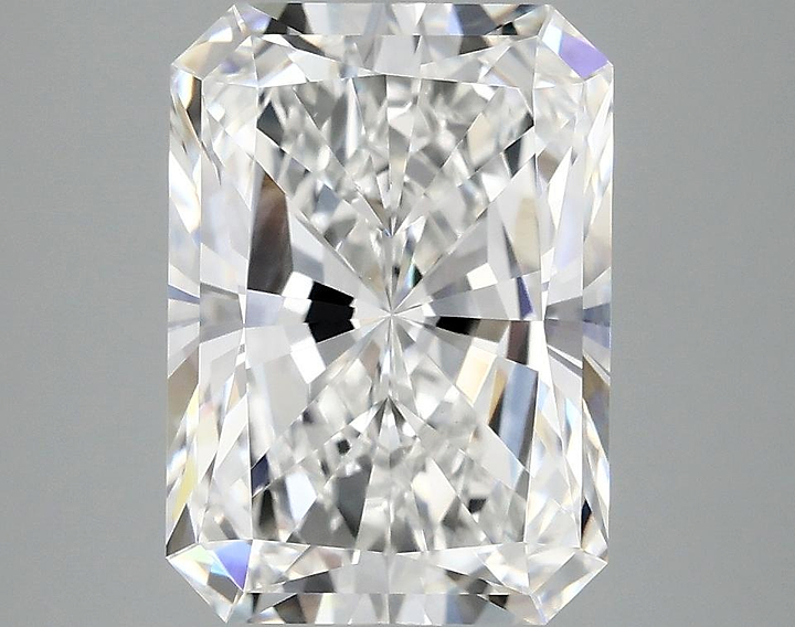 4.05 Carat Radiant Shaped Ideal Cut VS1 IGI Certified Lab Grown Diamond