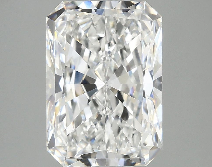 4.08 Carat Radiant Shaped Ideal Cut VVS2 IGI Certified Lab Grown Diamond