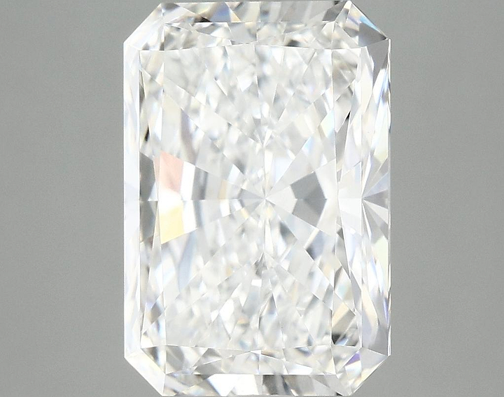 3.74 Carat Radiant Shaped Ideal Cut VVS2 IGI Certified Lab Grown Diamond