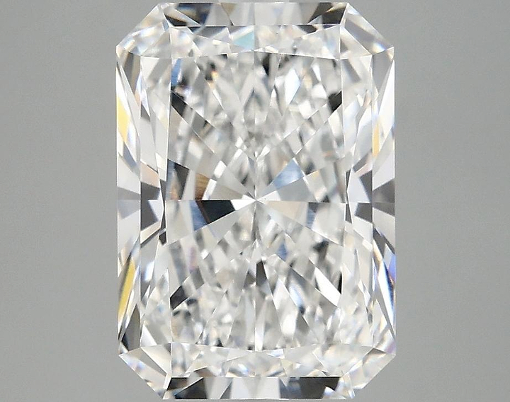 3.59 Carat Radiant Shaped Ideal Cut VS1 IGI Certified Lab Grown Diamond