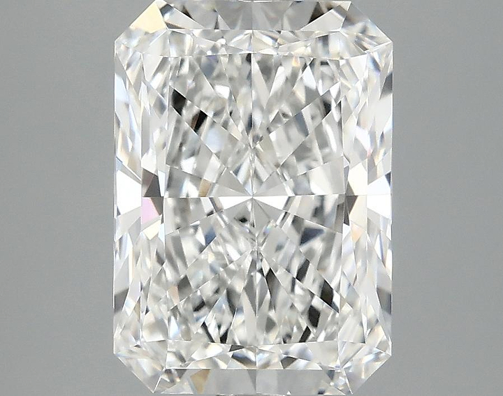 3.09 Carat Radiant Shaped Ideal Cut VVS2 IGI Certified Lab Grown Diamond