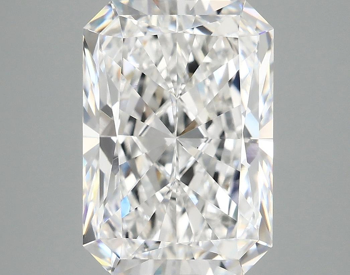 4.92 Carat Radiant Shaped Ideal Cut VS1 IGI Certified Lab Grown Diamond