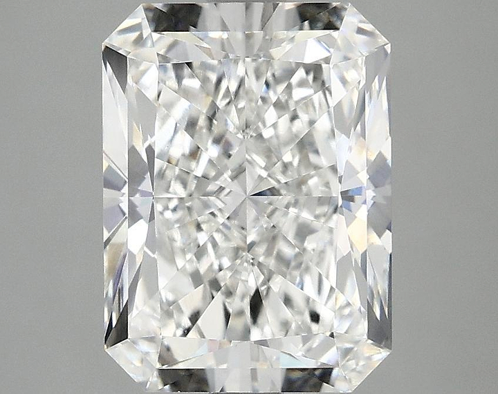 3.08 Carat Radiant Shaped Excellent Cut VS1 IGI Certified Lab Grown Diamond