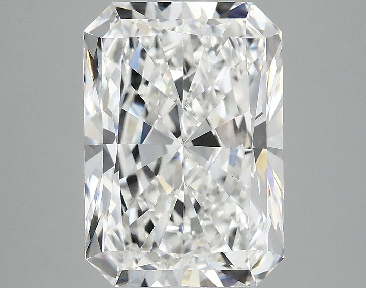4.05 Carat Radiant Shaped Ideal Cut VVS2 IGI Certified Lab Grown Diamond
