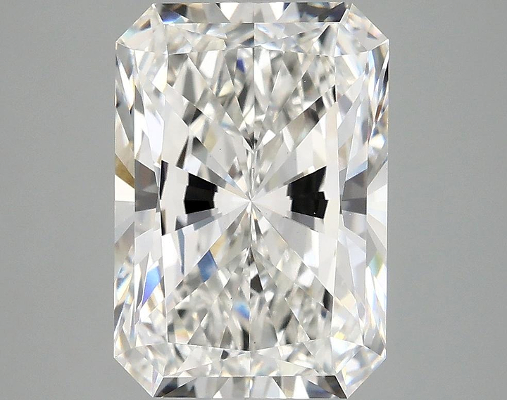 4.01 Carat Radiant Shaped Ideal Cut VS1 IGI Certified Lab Grown Diamond