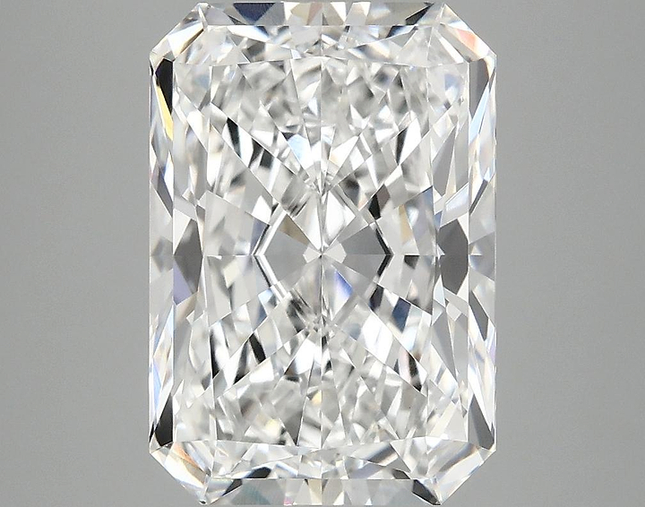 4.05 Carat Radiant Shaped Ideal Cut VVS2 IGI Certified Lab Grown Diamond