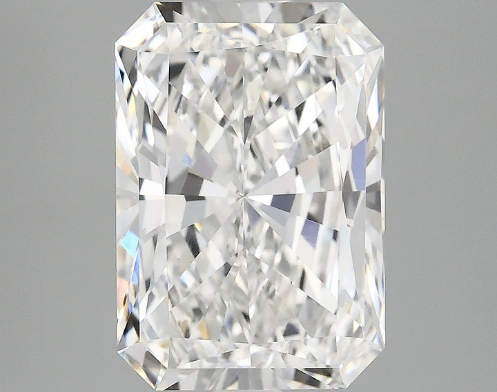 3.96 Carat Radiant Shaped Ideal Cut VS1 IGI Certified Lab Grown Diamond