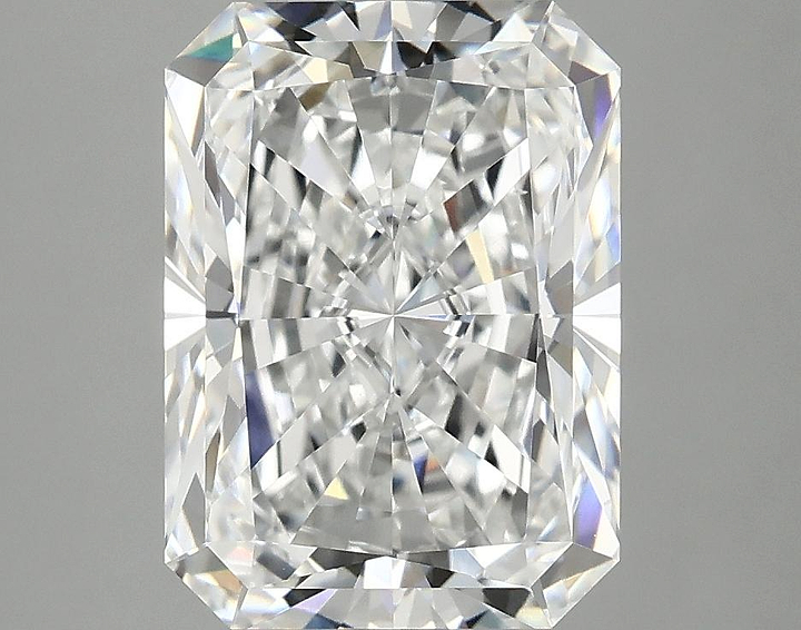 3.94 Carat Radiant Shaped Excellent Cut VVS2 IGI Certified Lab Grown Diamond
