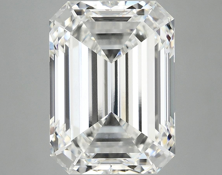 7.2 Carat Emerald Shaped Excellent Cut VVS2 IGI Certified Lab Grown Diamond