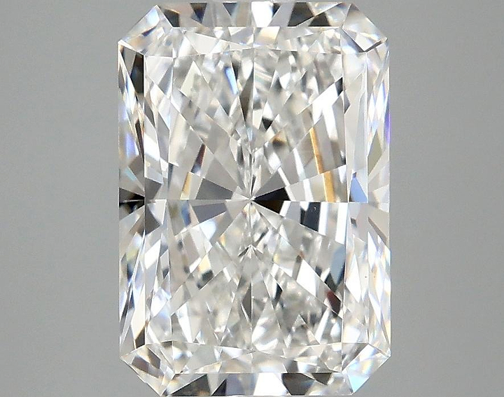 3.04 Carat Radiant Shaped Ideal Cut VS1 IGI Certified Lab Grown Diamond