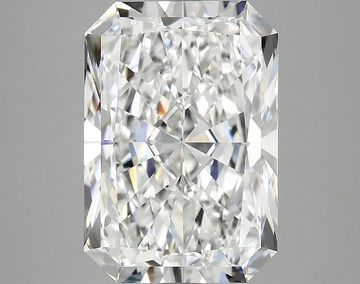 4.03 Carat Radiant Shaped Ideal Cut VVS2 IGI Certified Lab Grown Diamond