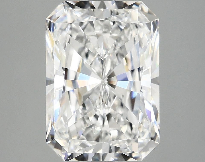 3.91 Carat Radiant Shaped Ideal Cut VS1 IGI Certified Lab Grown Diamond