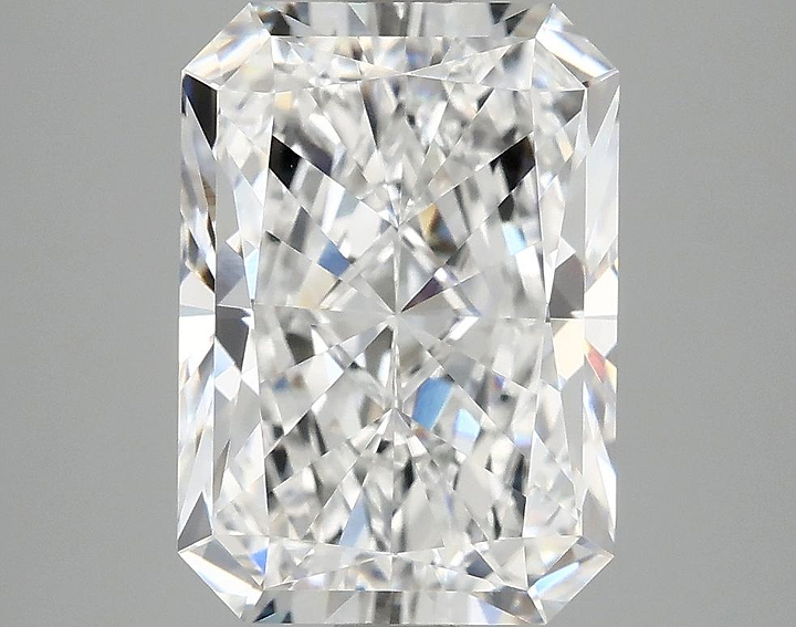 4.06 Carat Radiant Shaped Ideal Cut VVS2 IGI Certified Lab Grown Diamond