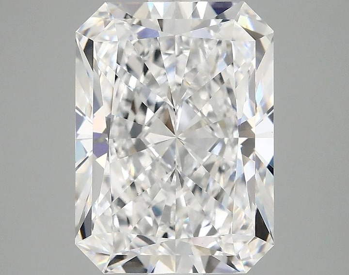 3.81 Carat Radiant Shaped Excellent Cut VVS2 IGI Certified Lab Grown Diamond