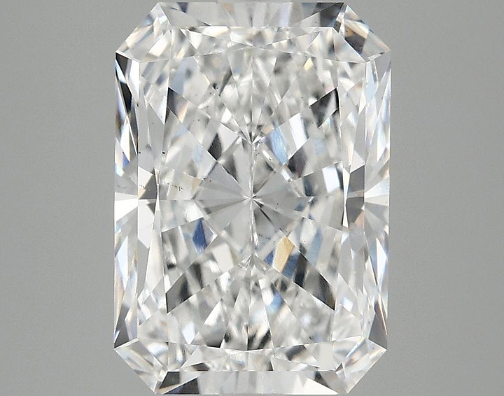 4.07 Carat Radiant Shaped Ideal Cut VS2 IGI Certified Lab Grown Diamond