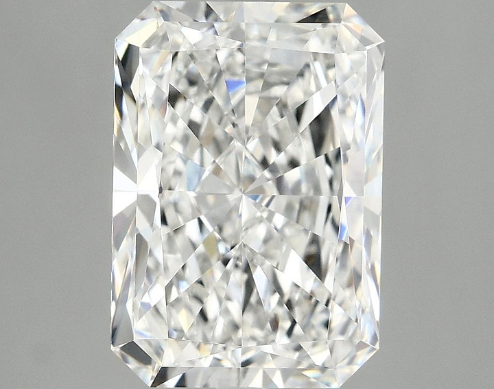 3.97 Carat Radiant Shaped Ideal Cut VVS2 IGI Certified Lab Grown Diamond