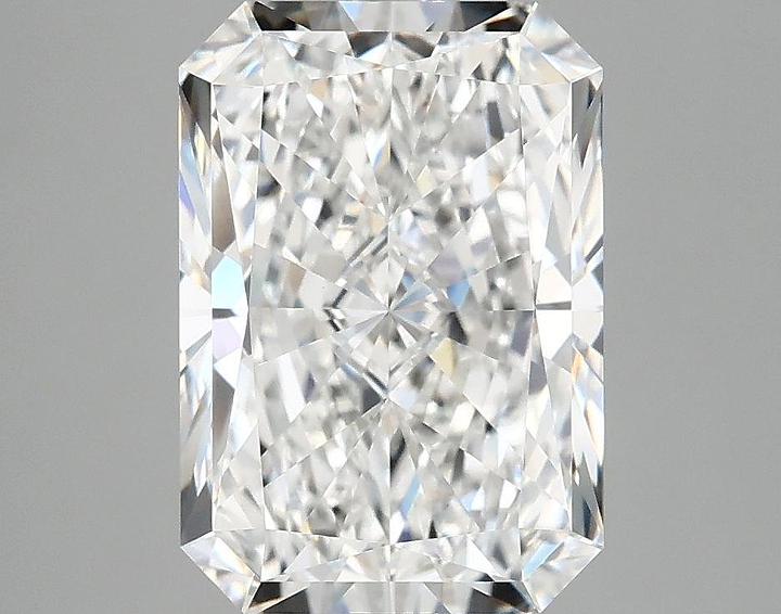 4.04 Carat Radiant Shaped Ideal Cut VS1 IGI Certified Lab Grown Diamond