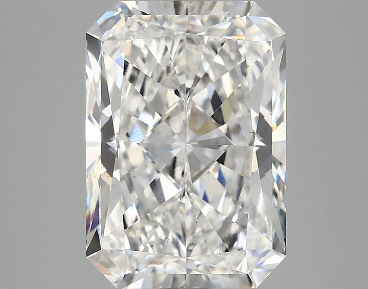 3.02 Carat Radiant Shaped Ideal Cut VS2 IGI Certified Lab Grown Diamond