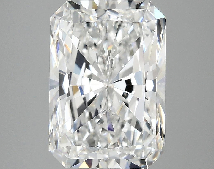 4.04 Carat Radiant Shaped Ideal Cut VS1 IGI Certified Lab Grown Diamond