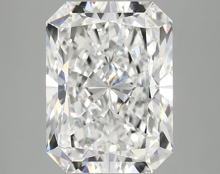 4.09 Carat Radiant Shaped Excellent Cut VVS2 IGI Certified Lab Grown Diamond