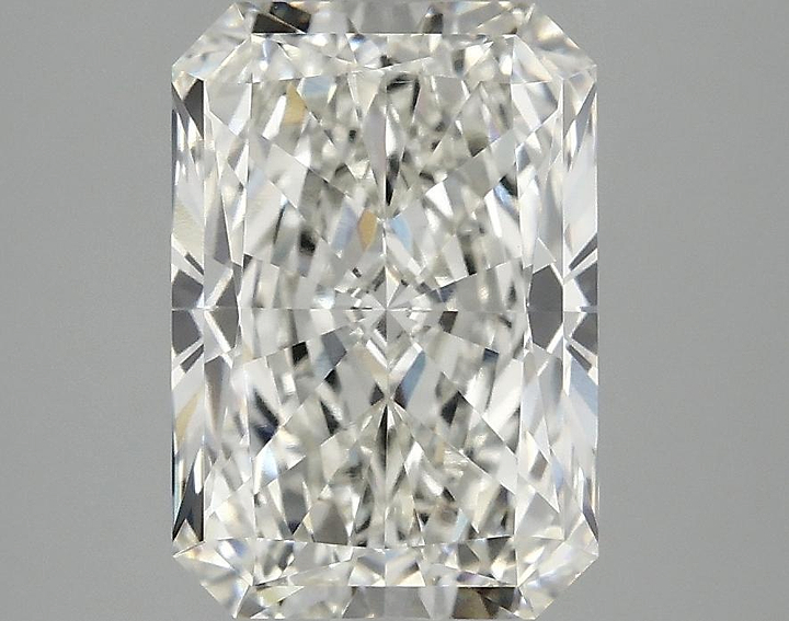 3.03 Carat Radiant Shaped Ideal Cut VVS2 IGI Certified Lab Grown Diamond