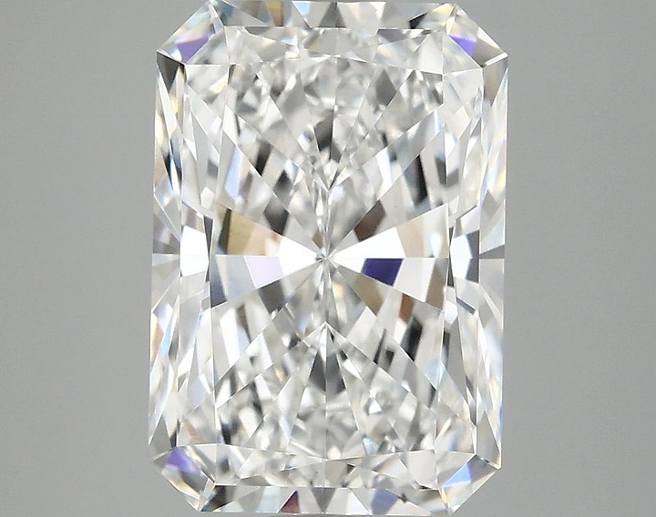 4.08 Carat Radiant Shaped Ideal Cut VVS2 IGI Certified Lab Grown Diamond