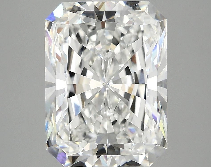 4.1 Carat Radiant Shaped Excellent Cut VVS2 IGI Certified Lab Grown Diamond