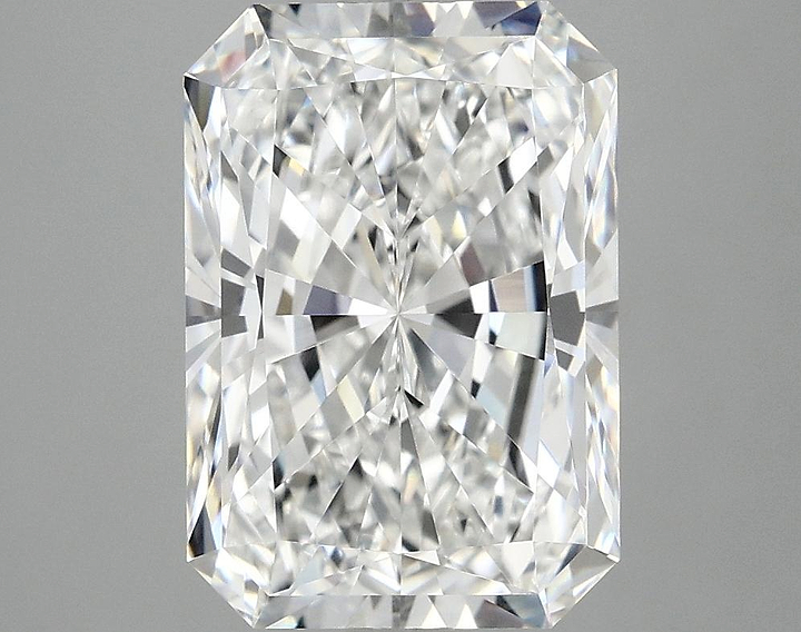4.09 Carat Radiant Shaped Ideal Cut VVS2 IGI Certified Lab Grown Diamond