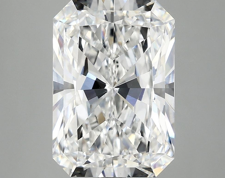 4.02 Carat Radiant Shaped Ideal Cut VS1 IGI Certified Lab Grown Diamond