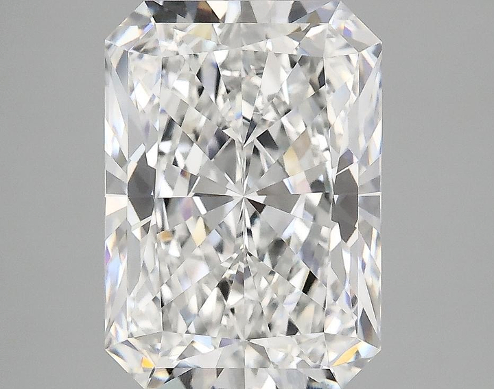 3.76 Carat Radiant Shaped Ideal Cut VVS2 IGI Certified Lab Grown Diamond