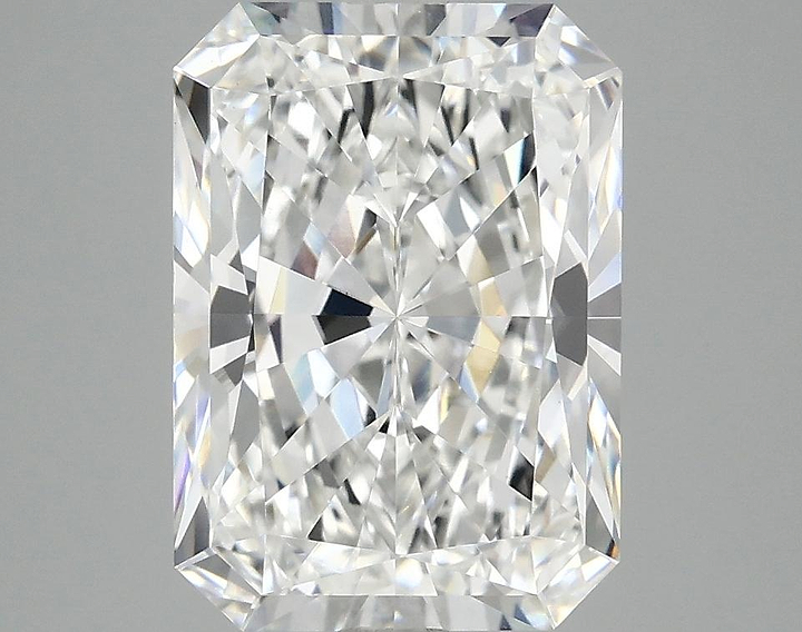 4.04 Carat Radiant Shaped Ideal Cut VS1 IGI Certified Lab Grown Diamond