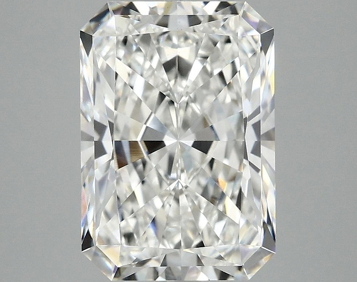 4.05 Carat Radiant Shaped Ideal Cut VS1 IGI Certified Lab Grown Diamond
