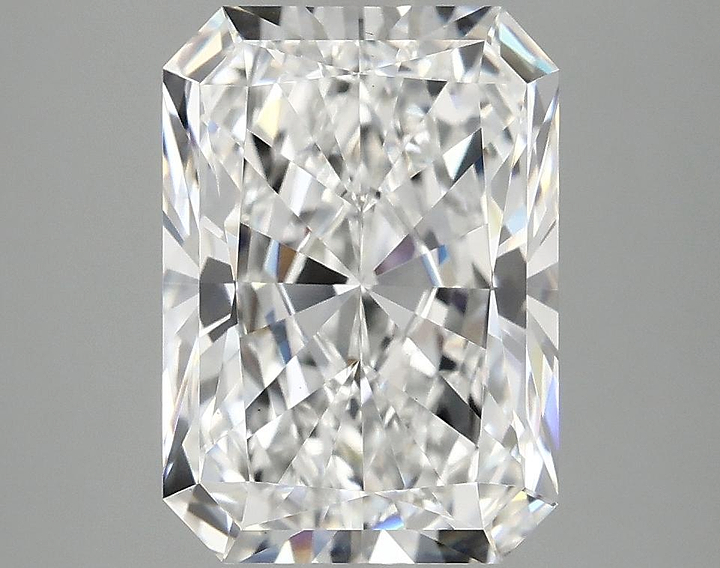 3.92 Carat Radiant Shaped Ideal Cut VS1 IGI Certified Lab Grown Diamond