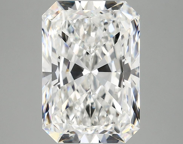 4.07 Carat Radiant Shaped Ideal Cut VVS2 IGI Certified Lab Grown Diamond