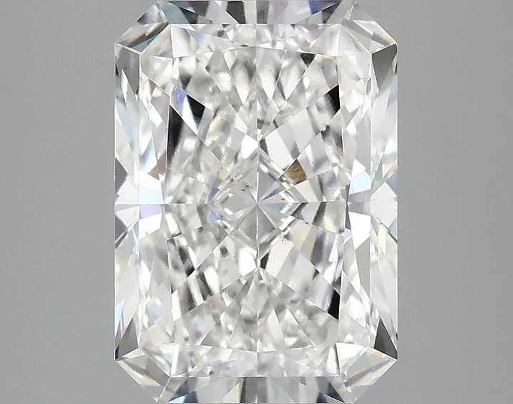 3.52 Carat Radiant Shaped Ideal Cut VS2 IGI Certified Lab Grown Diamond